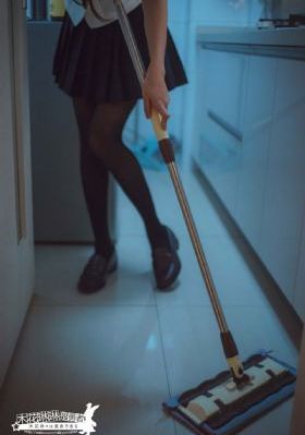 少妇粉嫩的下面好多水_蓝光免费电视剧
